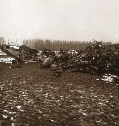 Zerstörter Zeppelin, ca. 1914-1918 von Unbekannt
