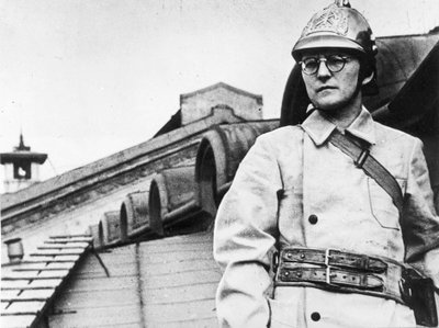 Dmitri Schostakowitsch, russischer Komponist, während der Belagerung von Leningrad, UdSSR, Zweiter Weltkrieg, 1941 von Unbekannt