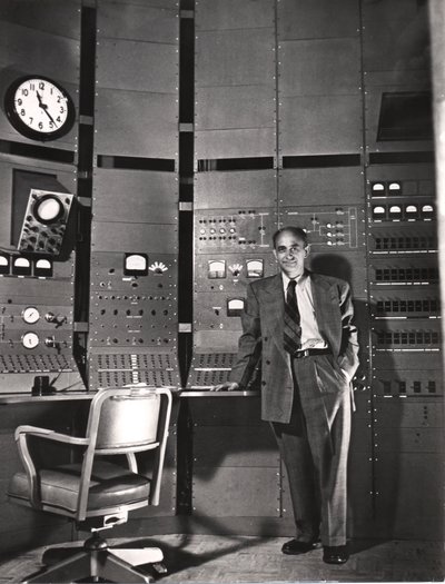 Enrico Fermi, in Italien geborener amerikanischer Kernphysiker, ca. 1942 von Unbekannt