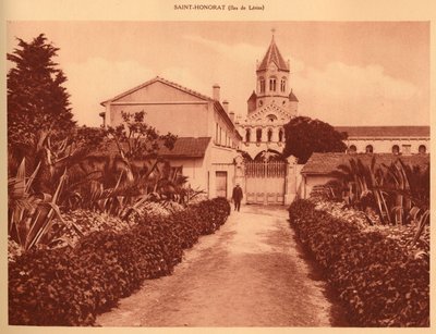 Eingang des Klosters, Saint-Honorat, 1930 von Unbekannt