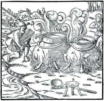 Verdunstung von Meerwasser in Eisenkesseln zur Salzgewinnung, 1556 von Unbekannt