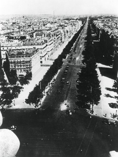 Deutsche Truppen paradieren auf den Champs-Élysées, Paris, 14. Juni 1940 von Unbekannt