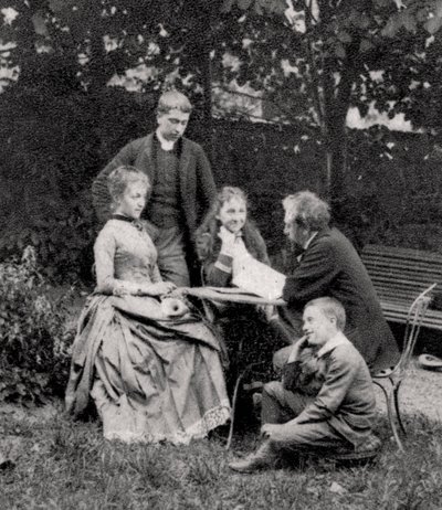 Gustave Eiffel, französischer Ingenieur, mit seiner Familie, 1882 von Unbekannt