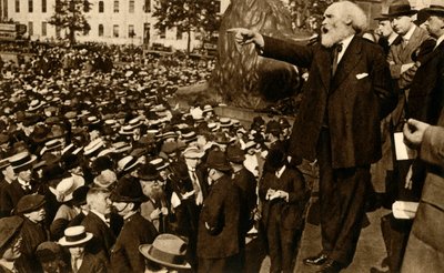 Keir Hardie hält eine Rede auf dem Trafalgar Square, London, 2. August 1914 von Unbekannt