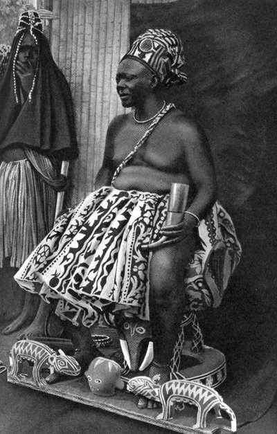 König Basu Fondong von Kamerun, Afrika, 1922 von Unbekannt