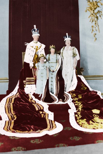 König George VI. und Königin Elizabeth an ihrem Krönungstag, 1937 von Unbekannt