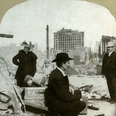 Blick nach Osten von der Ecke Pine und Stockton, Ruinen des Mills-Gebäudes, 1906 von Unbekannt