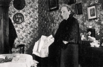 Louise Michel, französische Lehrerin, Sanitäterin und Anarchistin von Unbekannt
