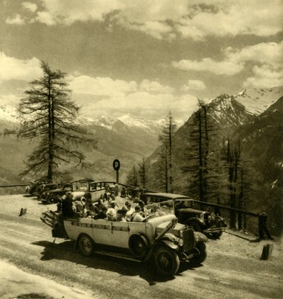 Bergblick bei Schöneck an der Großglockner-Hochalpenstraße, Österreich, um 1935 von Unbekannt