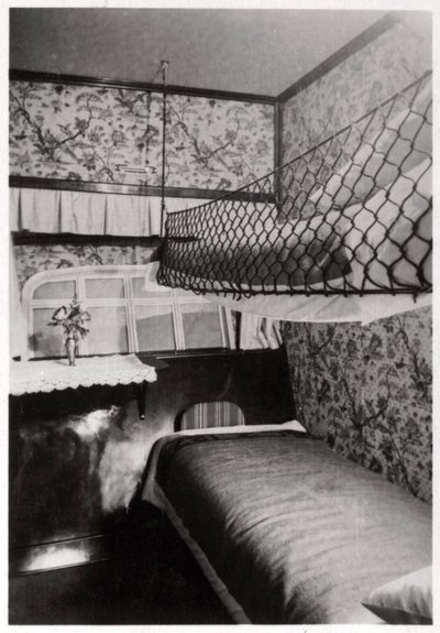 Passagierkabine bei Nacht, LZ 127 Graf Zeppelin, 1933 von Unbekannt