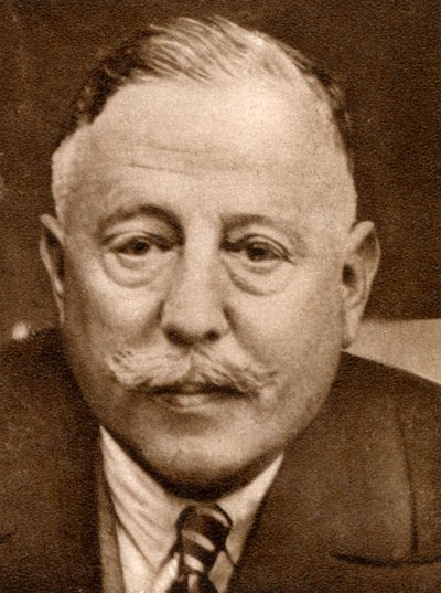 Sol G Newman, Leiter von Radio Pictures in Großbritannien von Unbekannt