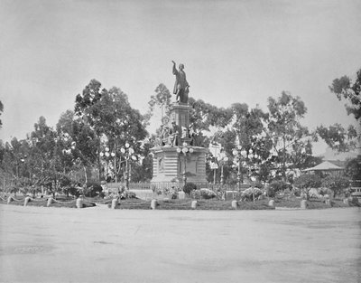 Statue von Kolumbus auf dem Paseo, Stadt Mexiko, um 1897 von Unbekannt