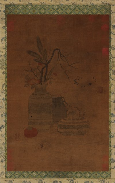Wandteppich: eine Schale, zwei Krüge, Blumen und Früchte, möglicherweise Ming-Dynastie, 1368-1644 von Unbekannt