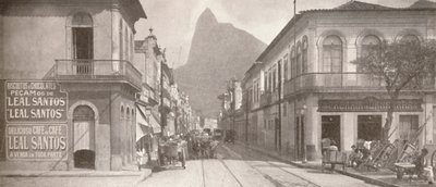 Das Botafogo-Ende der modischen Rua Sao Clemente. Corcovado in der Ferne, 1914 von Unbekannt