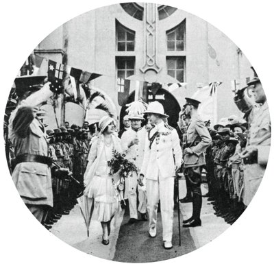 Der Herzog und die Herzogin von York besuchen das Grab von Admiral Benbow, Kingston, Jamaika, 1927, 1937 von Unbekannt