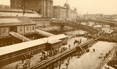 Die große schwimmende Landungsbühne in Liverpool, um 1930 von Unbekannt