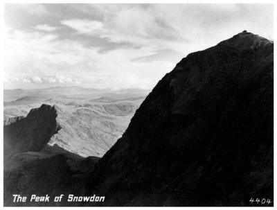 Der Gipfel von Snowdon, Wales von Unbekannt