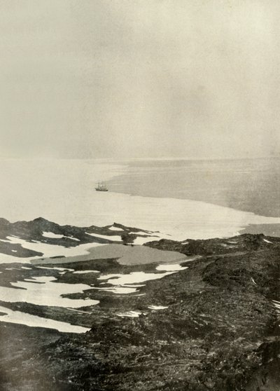 Das Schiff vor Pram Point, kurz vor der Abreise nach Norden, ca. 1908, 1909 von Unbekannt