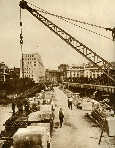 Der Wiederaufbau der Waterloo-Brücke, London, 1934, 1935 von Unbekannt