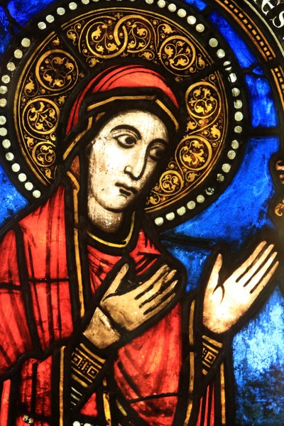 Jungfrau Maria. Die Heimsuchung. Drittes Viertel des zwölften Jahrhunderts. Oeuvre Notre Dame Museum in Straßburg, Straßburg, Frankreich von Unbekannt