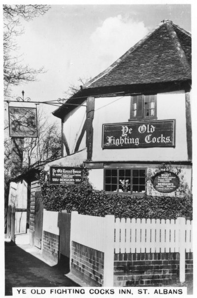 Ye Old Fighting Cocks Inn, St Albans, Hertfordshire, 1937 von Unbekannt