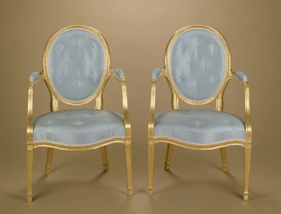 Paar Adam-Stühle mit ovaler Rückenlehne, vergoldet, blau gepolstert, um 1780 von Unbekannt Unbekannt