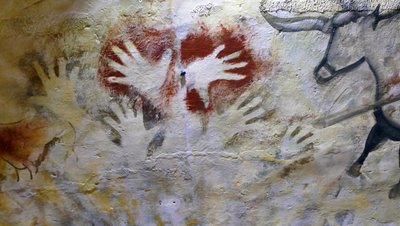 Höhlenmalereien in der Höhle von Altamira (Foto) von Leopold Blonder