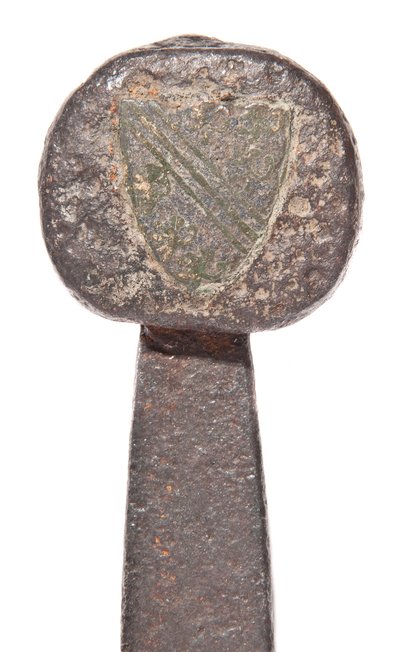 Detail, spätmittelalterliches Breitschwert mit früherer Wikingerklinge und Wappen der Familie De Bohun von Unbekannt