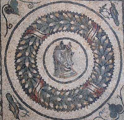 Mosaik des Peristyls. Detail, das einen Pferdekopf darstellt. 3. - 4. Jahrhundert. Römische Villa del Casale, Sizilien. UNESCO-Weltkulturerbe. von William M. Timlin