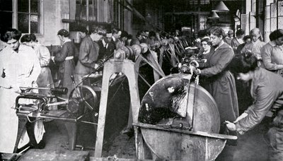 Munitionsarbeiter im Ersten Weltkrieg von Unbekannter Künstler