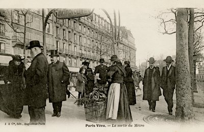 Pariser Métro - Eingang mit Jugendstil-Bogen von Unbekannter Künstler