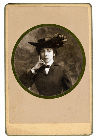Porträt der französischen Dichterin Catherine Pozzi, ca. 1900 von Unbekannt