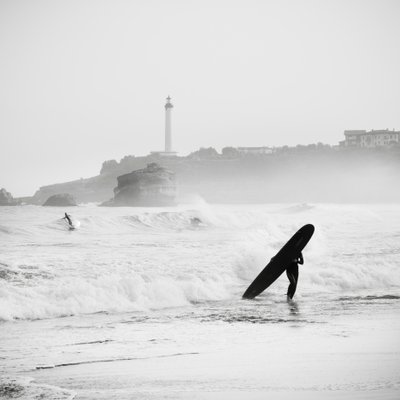 Surf am Grand Plage, Frankreich von Leopold Blonder