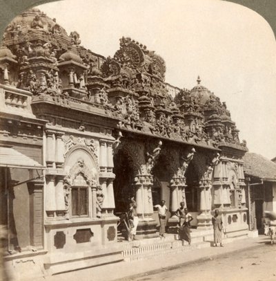 Fein geschnitzte Verzierungen eines Hindu-Buddhistischen Tempels, Colombo, Ceylon, 1902 von Underwood and Underwood