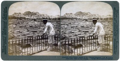 Die wirren Dächer von Seoul, Hauptstadt des Einsiedlerkönigreichs Korea, 1904 von Underwood and Underwood