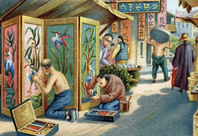 Chinesische Federkünstler arbeiten auf der Straße: Sie fertigen Tafeln oder Bildschirme mit einer Nadel und Federn an. Chromolithographie des 19. Jahrhunderts von Unknown artist