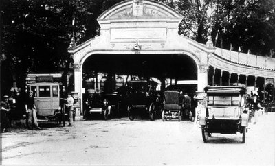 Automobilausstellung von Unknown photographer