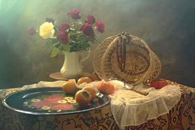 Vintage Rose und Frucht Stillleben von UstinaGreen