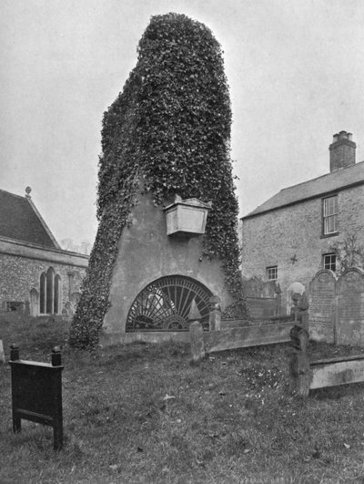 Ein Grab über der Erde, Pinner Churchyard, London, 1924-1926 von Valentine and Sons Ltd