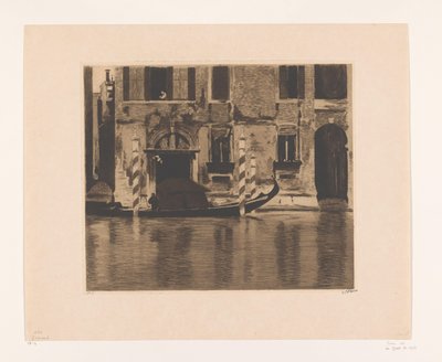 Angedockte Gondel mit Aufbau in einem Kanal in Venedig von Willem Witsen (signed by artist)