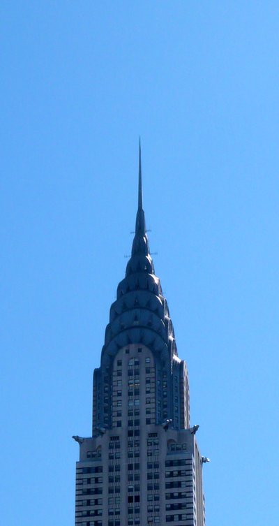 Das Chrysler Building ist ein Art-Deco-Wolkenkratzer in New York City, fertiggestellt 1930 von William Van Alen