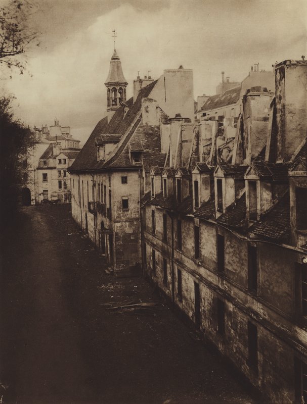 Das Innere des Hospizes der Haushalte im Jahr 1868 von (after) French Photographer