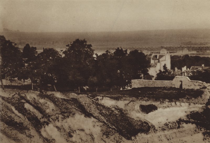 Die Nordseite des Hügels im Jahr 1855 von (after) French Photographer