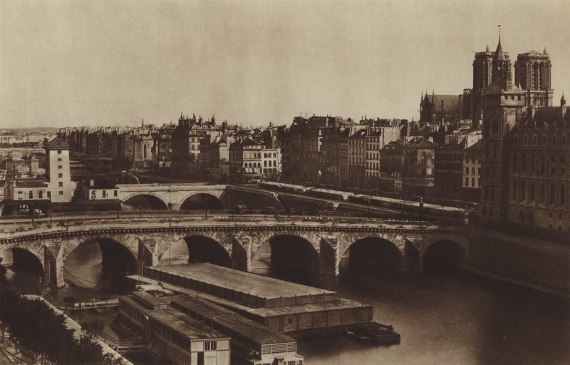 Quais Desaix und Napoleon, heute Quai de la Corse von (after) French Photographer