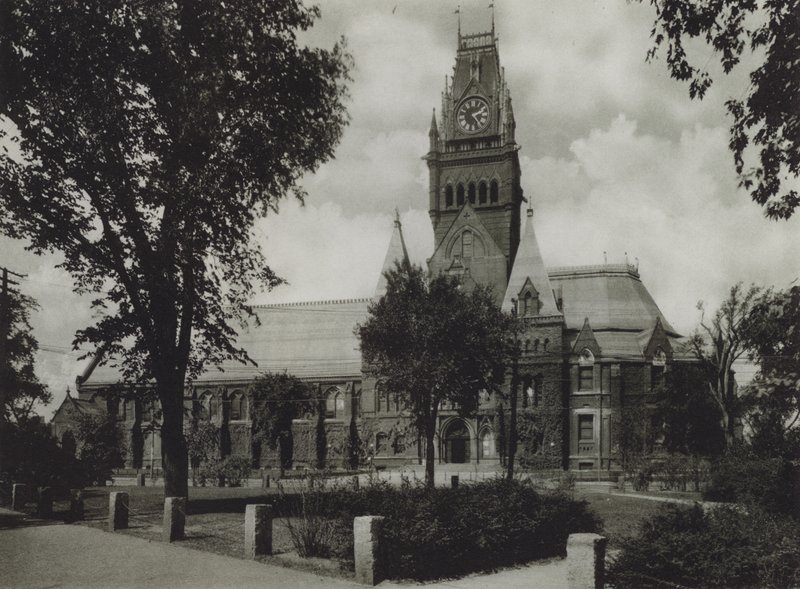 Harvard University: Memorial Hall von American Photographer (after)
