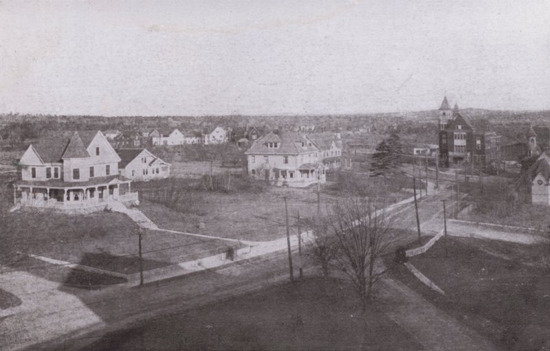 Old Orchard Beach, Maine: Blick landeinwärts vom Old Orchard House von American Photographer (after)