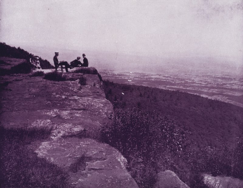 Aussicht vom Gipfel der White Mountains, New Hampshire (s/w Foto) von American Photographer (after)