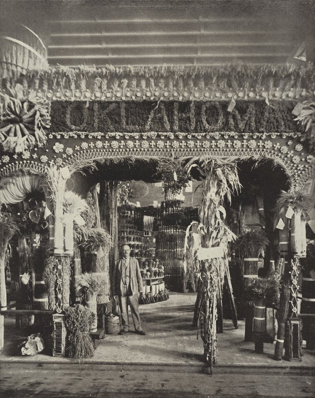 Oklahomas Pavillon im Landwirtschaftsgebäude von American Photographer
