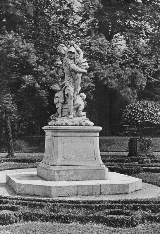Ostseite des Südgartens von Charles Latham