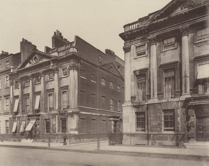 Haus am Cavendish Square, West von Charles Latham